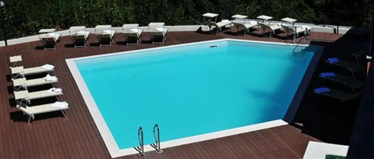 Residence Eden Argegno Apartment