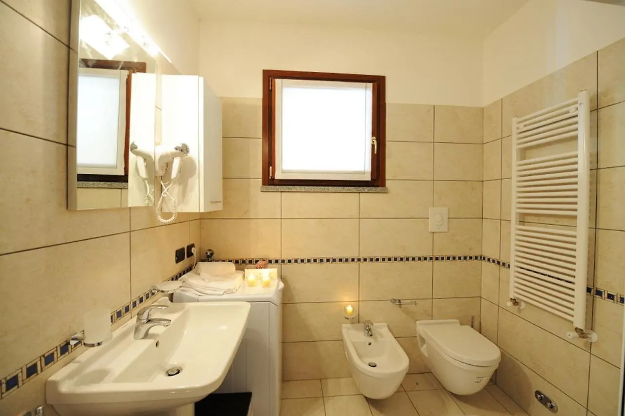 Residence Eden Argegno 0*,